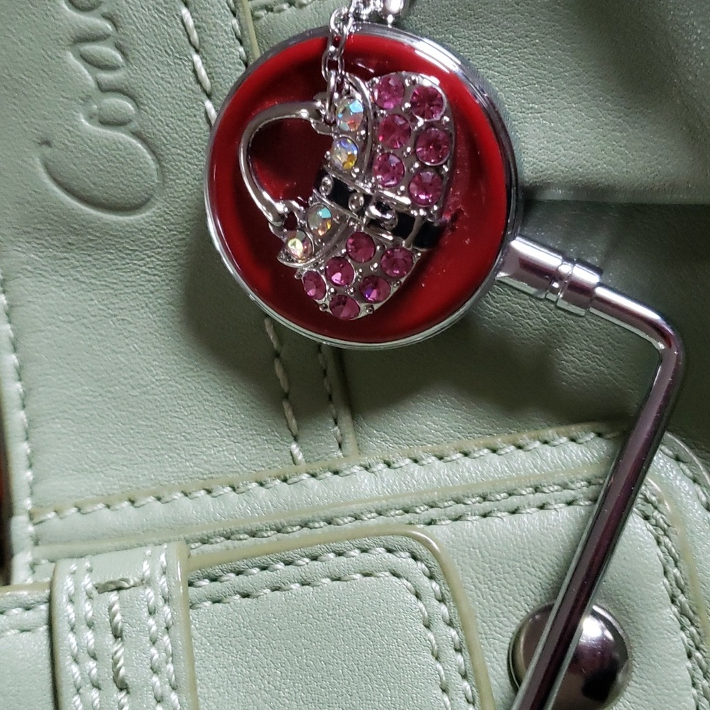PURSE HOOK. Jewelled Purse/Bag Hook. Protect your investment. (BIN 008)